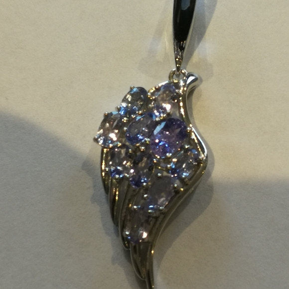 Jewelry - Picture 14 of 16